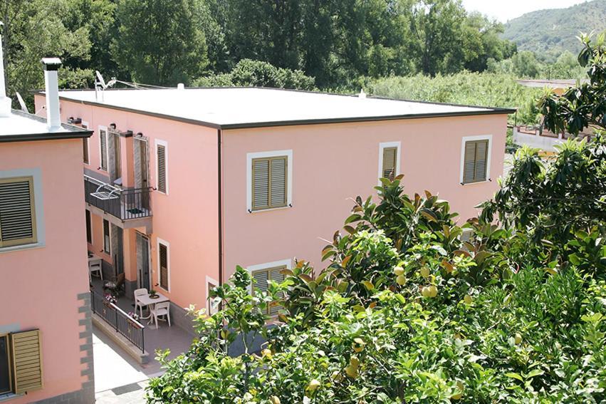 Casa Vacanze Rosy "Nel Verde" Палинуро Номер фото